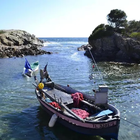 500 M From The In The Six-Fours-les-Plages